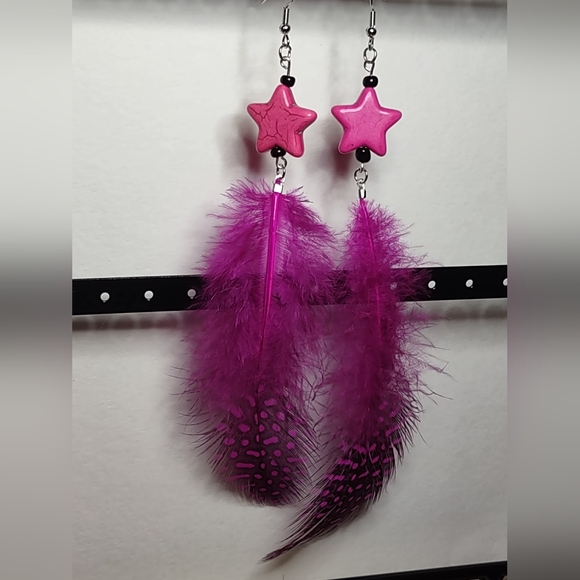 Handmade Pink Glass Star Earrings with Feathers - Picture 7 of 8